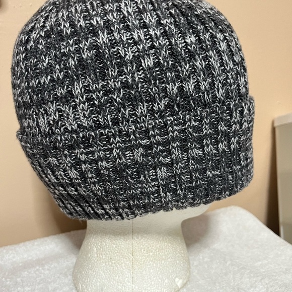 Cat Winter Beanie Hat - Picture 3 of 7